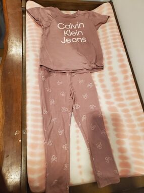 Calvin Klein Jeans 3t Mauve Pink Logo Kids Pajama Set